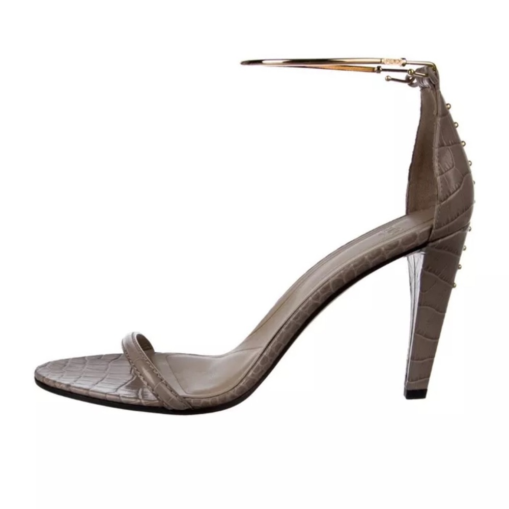 Fendi Studded Sandals 39 9